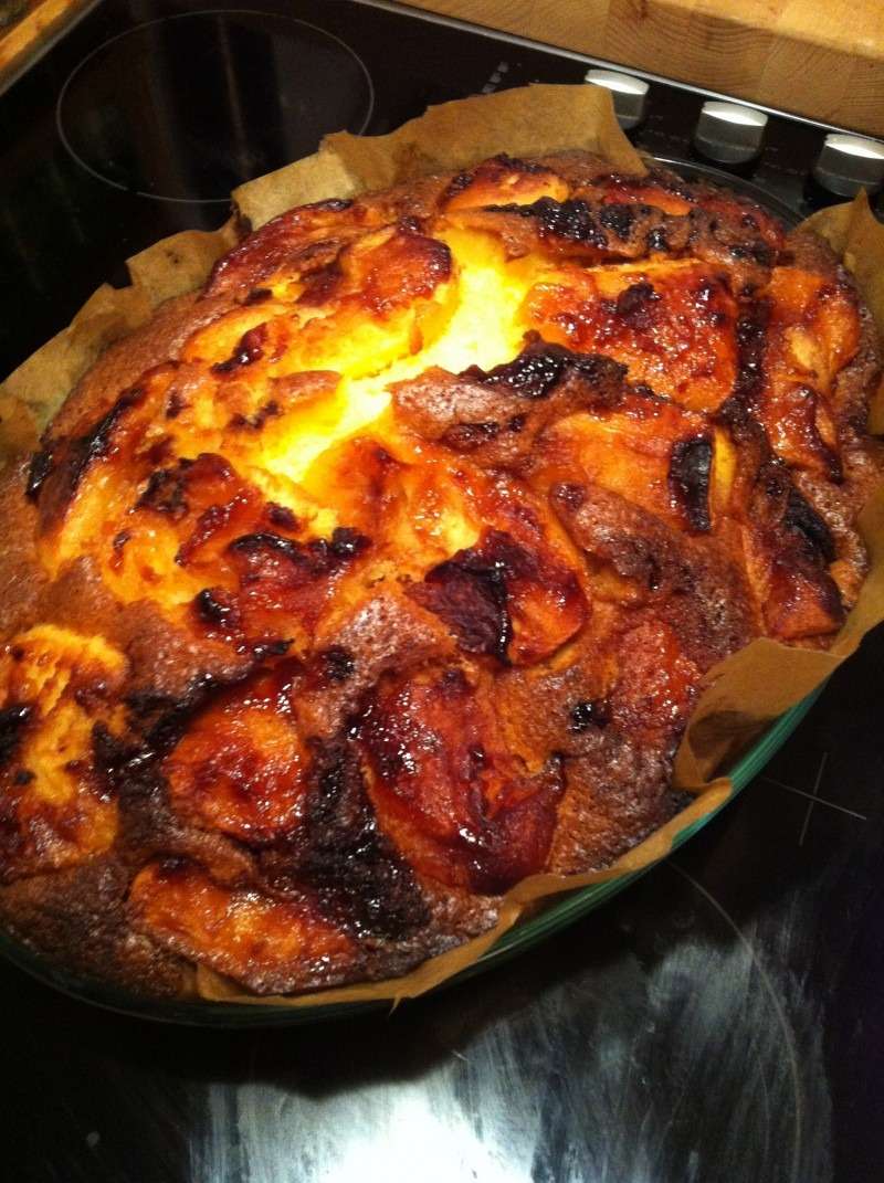 Gâteau gourmand aux pommes caramélisées